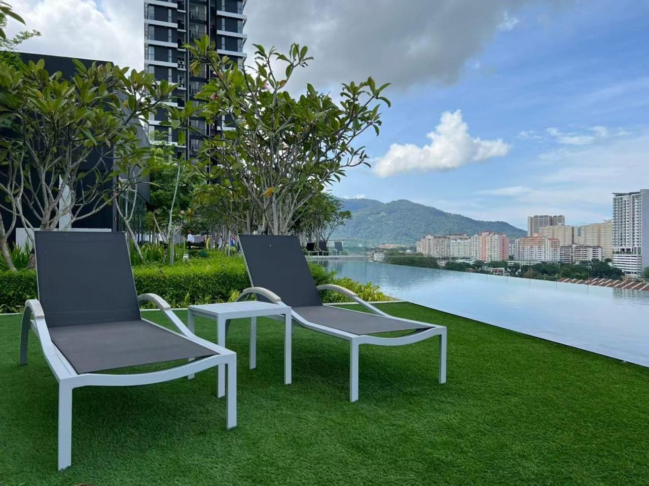 Urban Suites Two Or Three Bedroom Georgetown By Anc Jelutong Extérieur photo