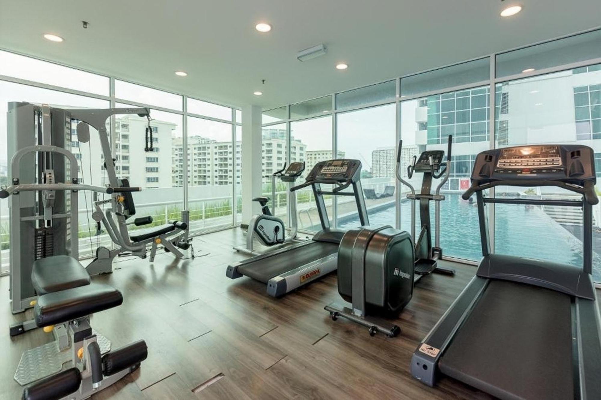 Urban Suites Two Or Three Bedroom Georgetown By Anc Jelutong Extérieur photo