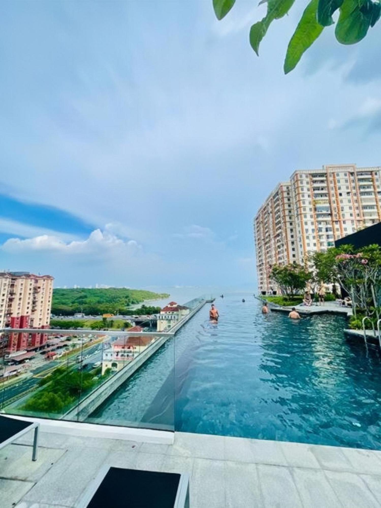 Urban Suites Two Or Three Bedroom Georgetown By Anc Jelutong Extérieur photo